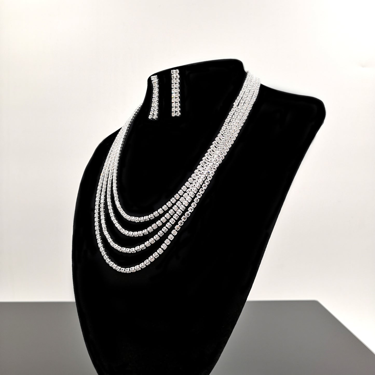 Cyrus Jewellery Set