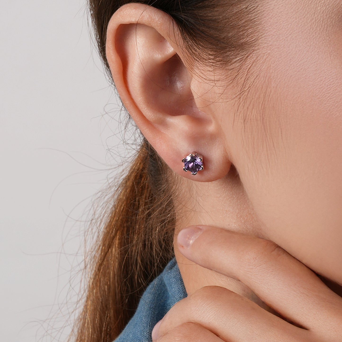 MGJ™ 925 Sterling Silver Stud Earrings with 18K Rose Gold | Colour-Change Alexandrite