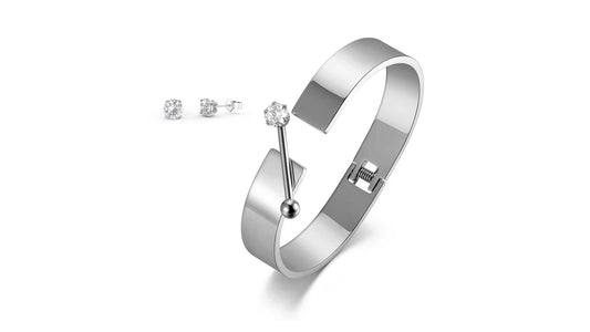 Solitaire Cuff Bangle